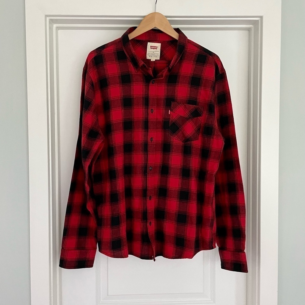 Levis Red Buffalo Plaid Button Down Flannel Size XL Grunge
